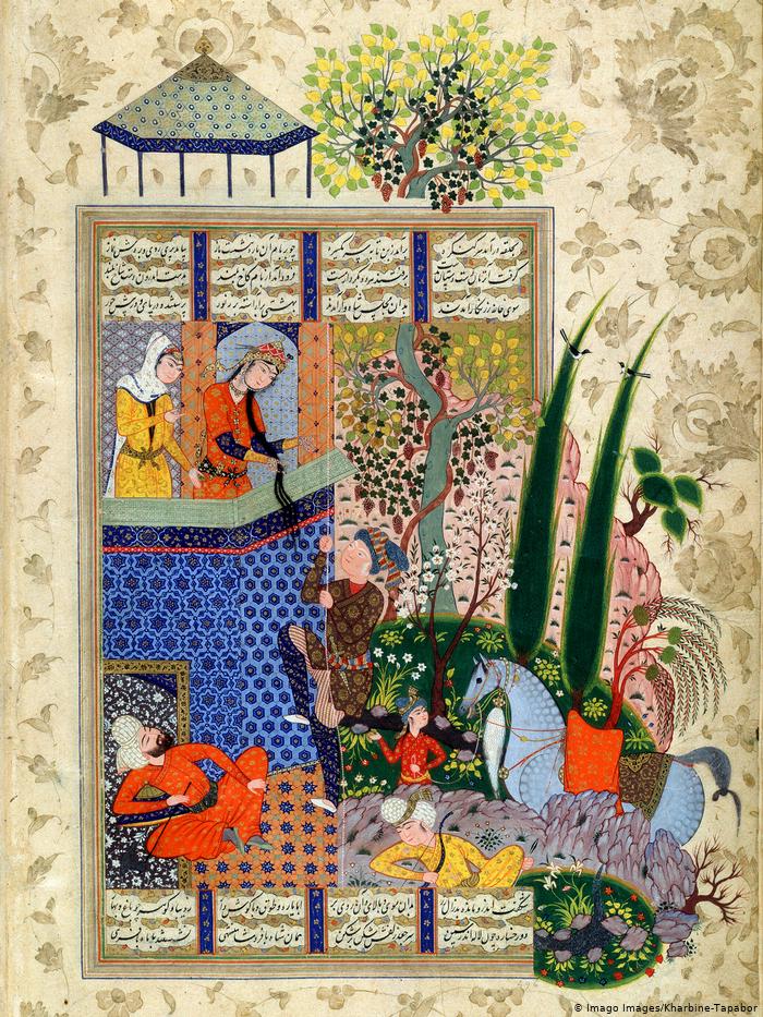 الشاعر الفارسي أبو القاسم الفردوسي ينتقد في أشعاره خضوع النخبة الفارسية للعرب.