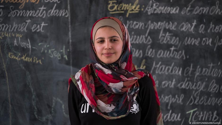 الناشطة السورية في مجال التعليم مُزن المليحان: "في مخيم اللاجئين رأيت ماذا يحصل عندما يكون الأطفال مجبرين على الزواج أو العمل".