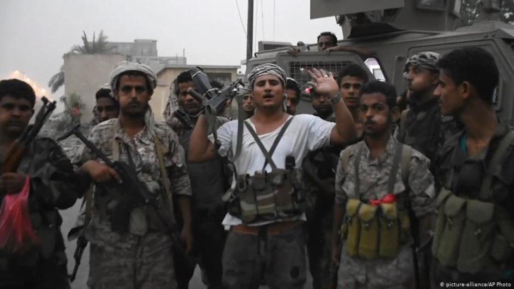 قوات تابعة لـ"المجلس الانتقالي الجنوبي" سيطرت في شهر أغسطس من العام الماضي على قصر الرئاسة في العاصمة اليمنية المؤقت عدنFoto: Picture-Alliance/ AP Photo 