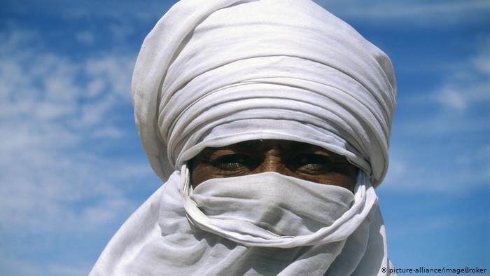 Portrait of a Tuareg man (photo: picture-alliance/ImageBroker)