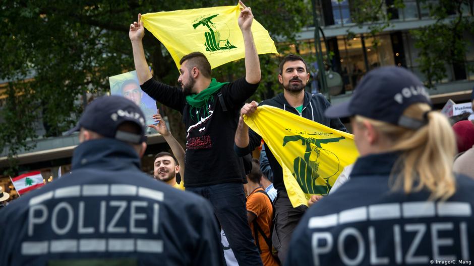 أنصار حزب الله اللبناني الشيعي في ألمانيا. Foto: Imago/C.Mang