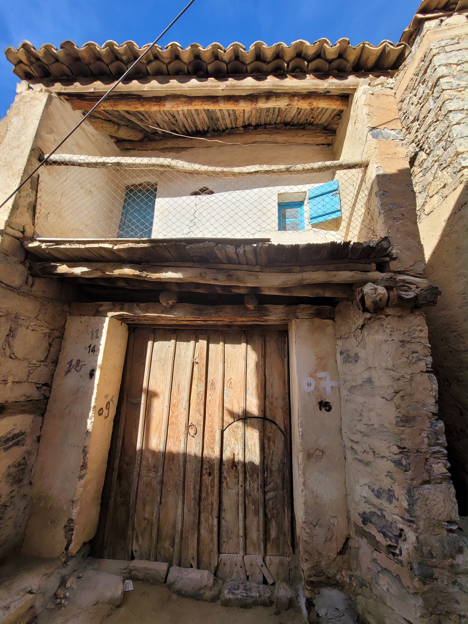 القليعة - قرية مخبأة بين جبال الجزائر
