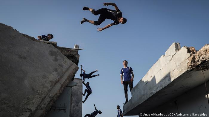 BG Photos and testimonies from Syrian photographers | Ana Alkharboutli