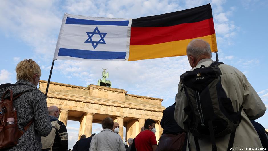 People demonstrating against anti-Semitism in front of the Brandeburg Gate in Berlin, Germany (photo: Christian Mang/Reuters)
