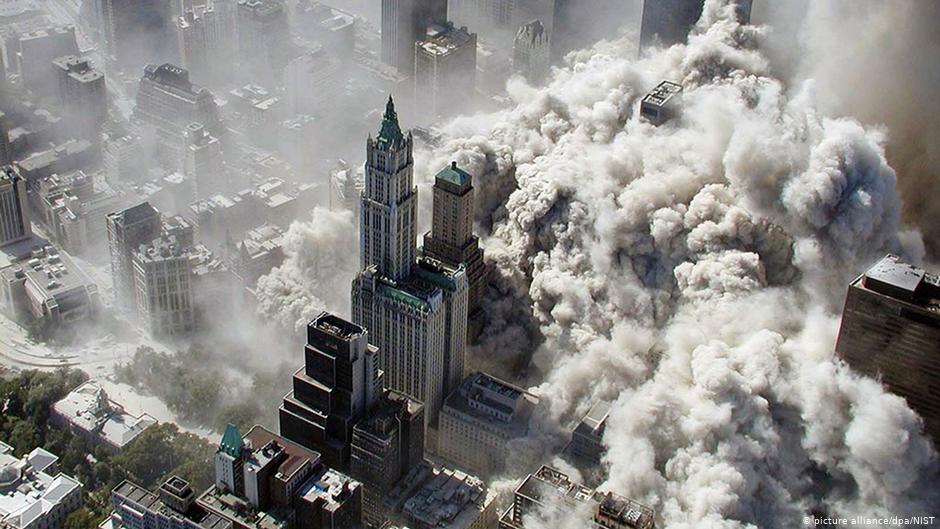 Zusammenbruch von Nord- und Südtower des World Trade Center in Manhatten am 11. September 2001; Foto: picture-alliance/dpa/NIST