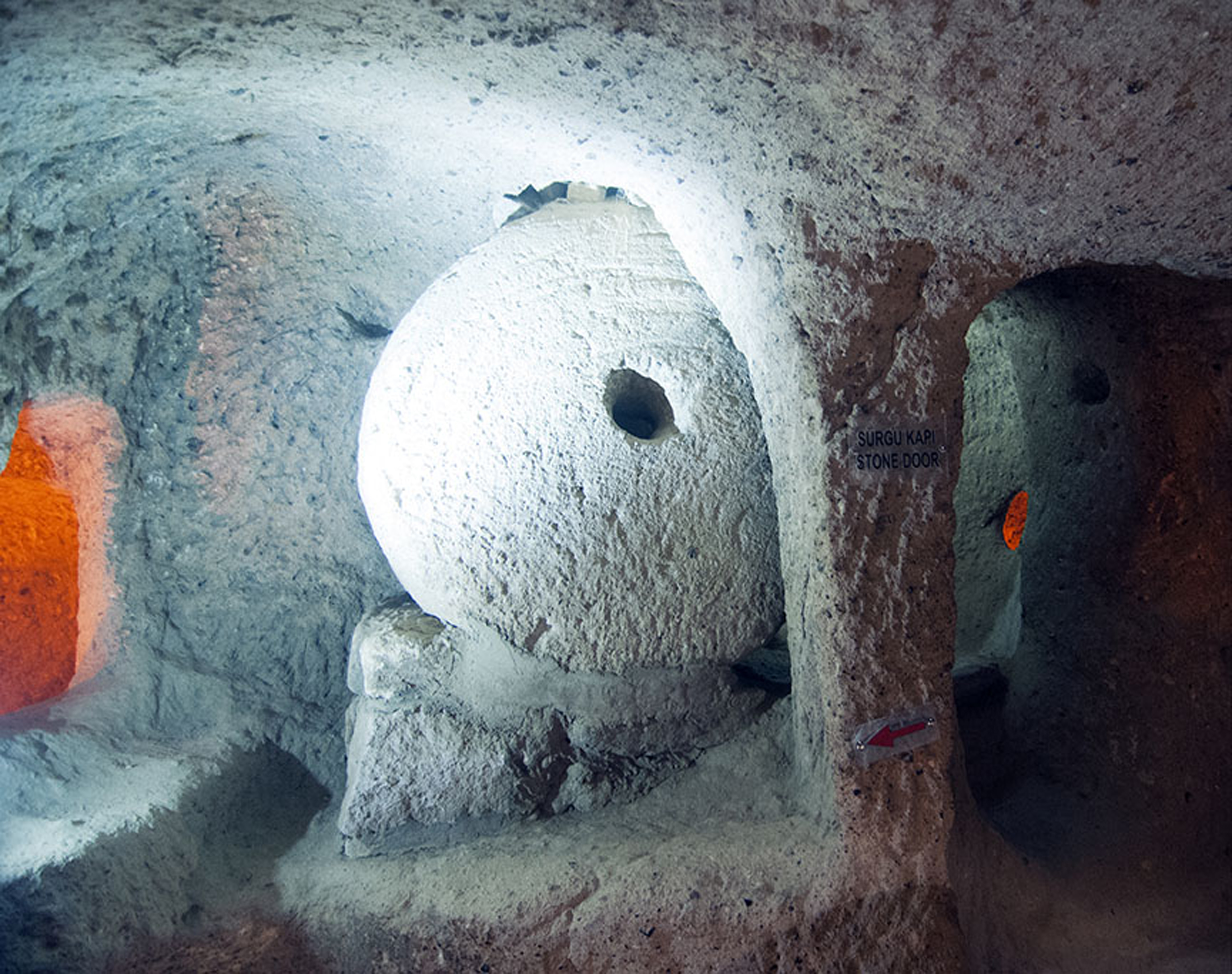 Rolling stone door in the subterranean city of Kaymakli, Cappadocia (photo: Sugato Mukherjee)