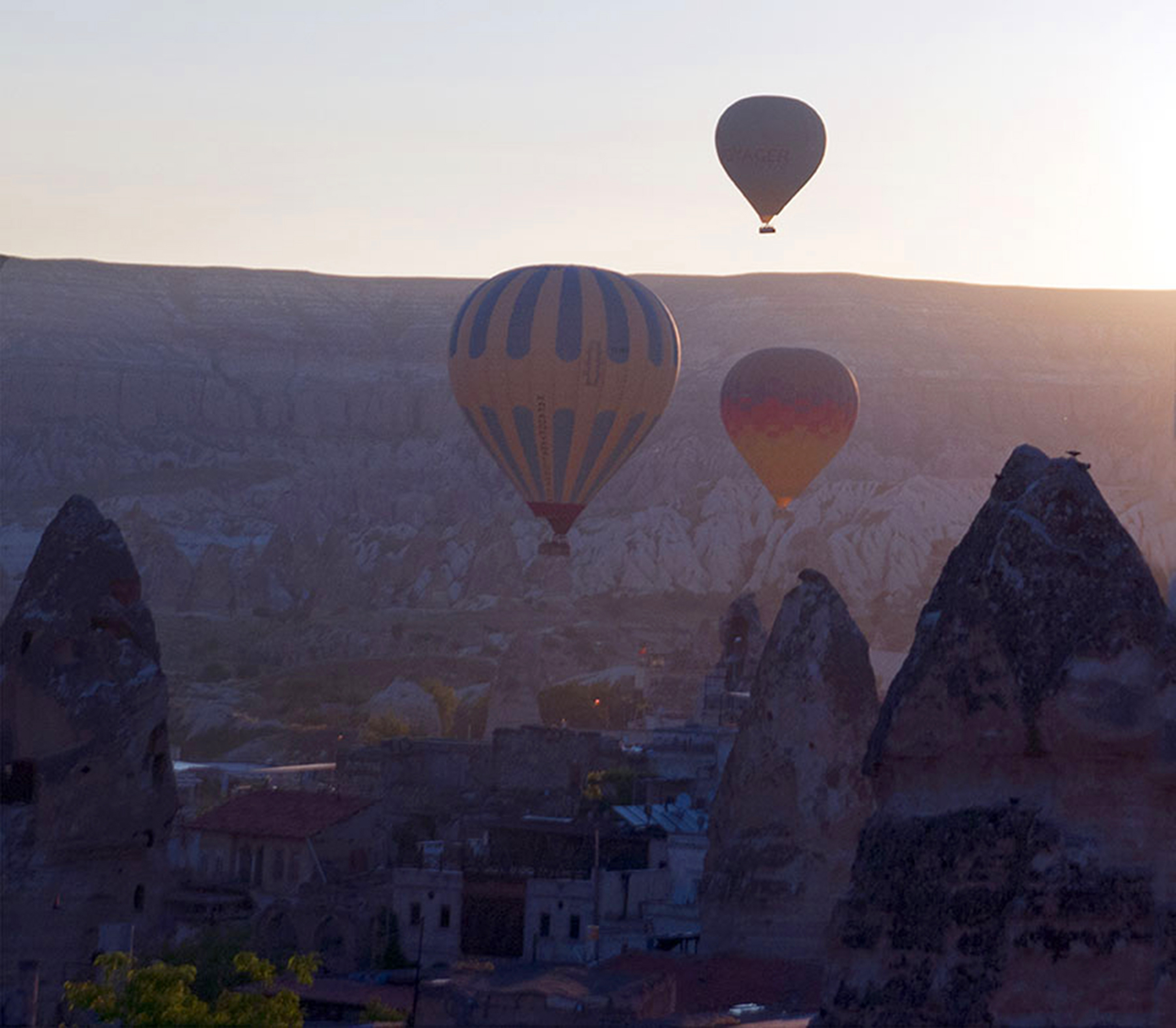 Balloons hovering above the Cappadocian plains (photo: Sugato Mukherjee)