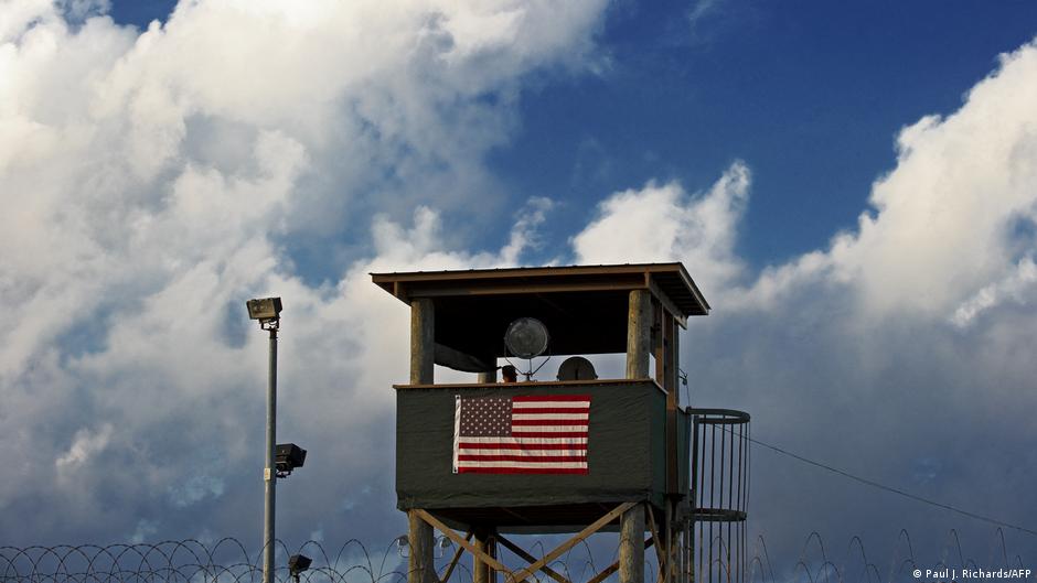 برج مراقبة أمريكي  - معسكر دلتا - خليج غوانتانامو - كوبا.
