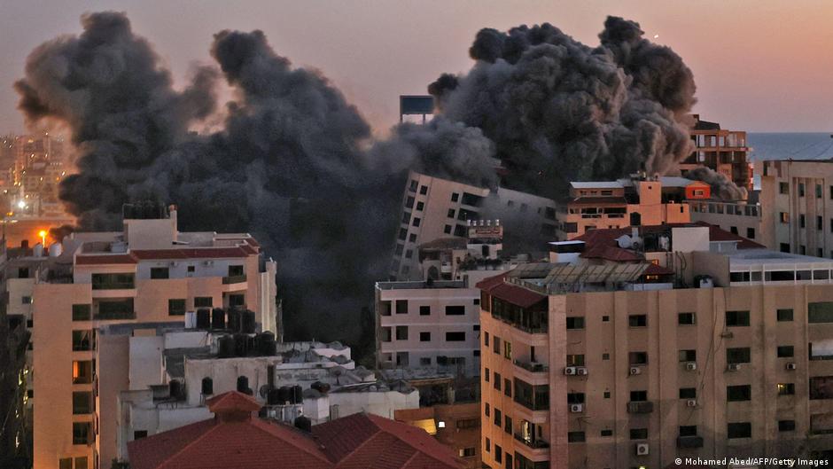 Bombenangriff auf Gaza, die israelische Antwort auf die Raketenbeschüsse der Hamas; Foto: Mohamed Abed/AFP