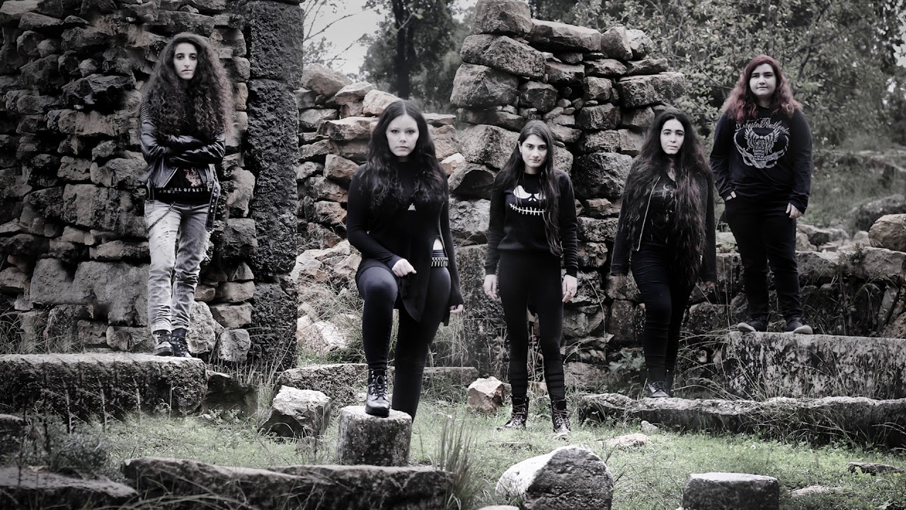 Lebanese female metal band "Slave to Sirens".