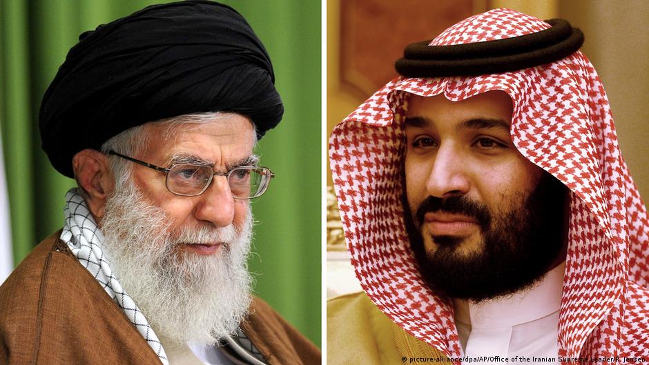 Composite image: Ayatollah Ali Khamenei and Mohammed bin Salman (photo: picture-alliance and Khamenei Presidential Office)