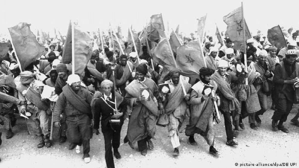 Marokkaner beim Grünen Marsch in 1975 (Foto: dpa)