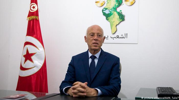 تونس ـ محطات وعرة على درب مخاض ديمقراطي عسير  18 Politik in Tunesien Foto picture alliance