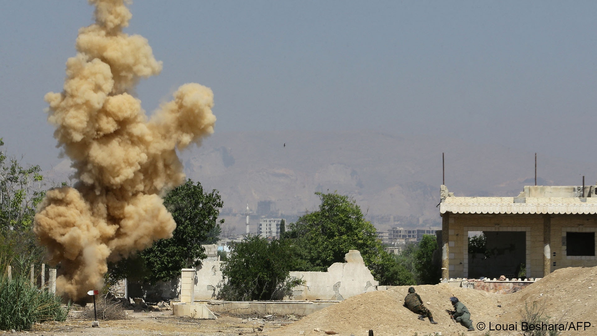 Ordnance is blown up during a training session to clear munitions in the countryside near the Syrian capital Damascus (photo: LOUAI BESHARA/AFP) 