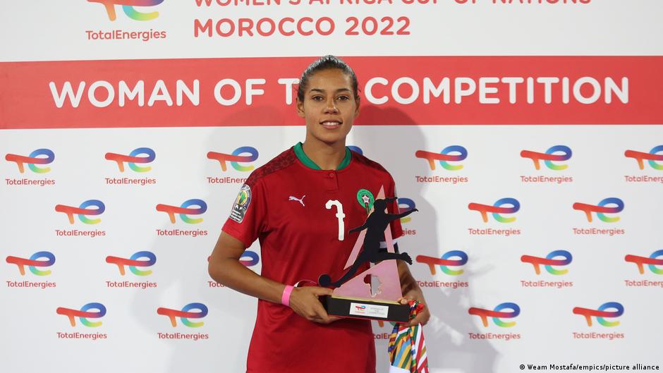 قائدة منتخب المغرب غزلان الشباك تألقت في كأس أمم أفريقيا للسيدات واختيرت كأفضل لاعبة في البطولة. Marokko Women Africa Cup of Nations 2022 Picture Alliance