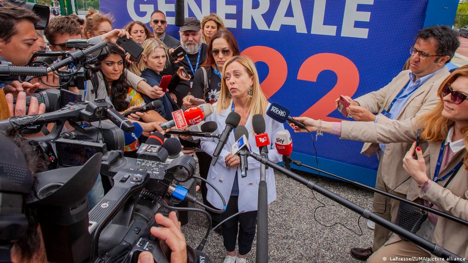 Die rechtspopulistische Politikerin Giorgia Meloni, Italiens erste Premierministerin (Foto: ZUMA/picture-alliance)
