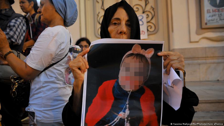 مظاهرة لعائلات الأطفال المفقودين - تونس. Tunesien Demo für die Familein der Verschwundenen - Foto Picture Alliance