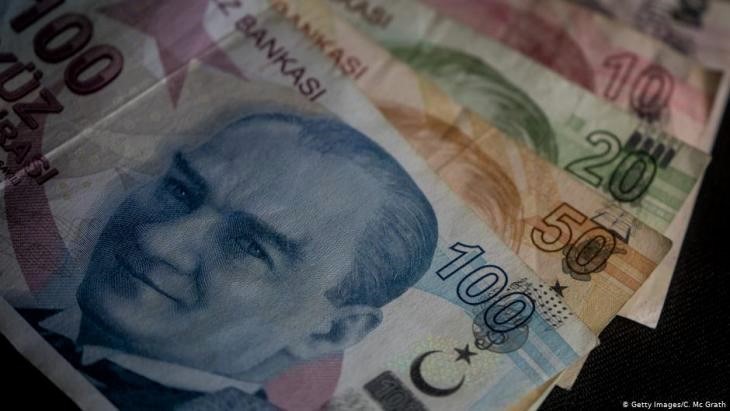 Symbolic image of Turkish lira (photo: C. McGrath/Getty Images)