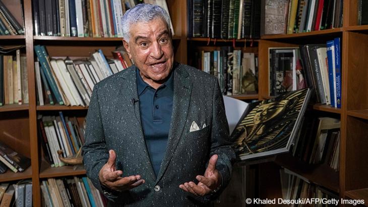 Der frühere Leiter der ägypten Antikenverwaltung Zahi Hawass; Foto: Khaled Destouki/AFP/Getty Images