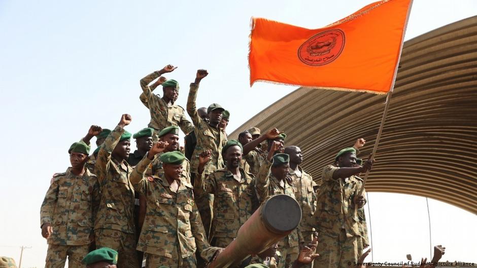 الجيش الحاكم الفعلي منذ استقلال السودان 04 Sudanesische Armee Foto Picture Alliance