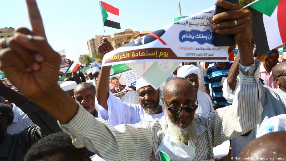 كيانات التيار الإسلامي - السودان 11 Islamische politische Strömungen im Sudan Foto Picture Alliance