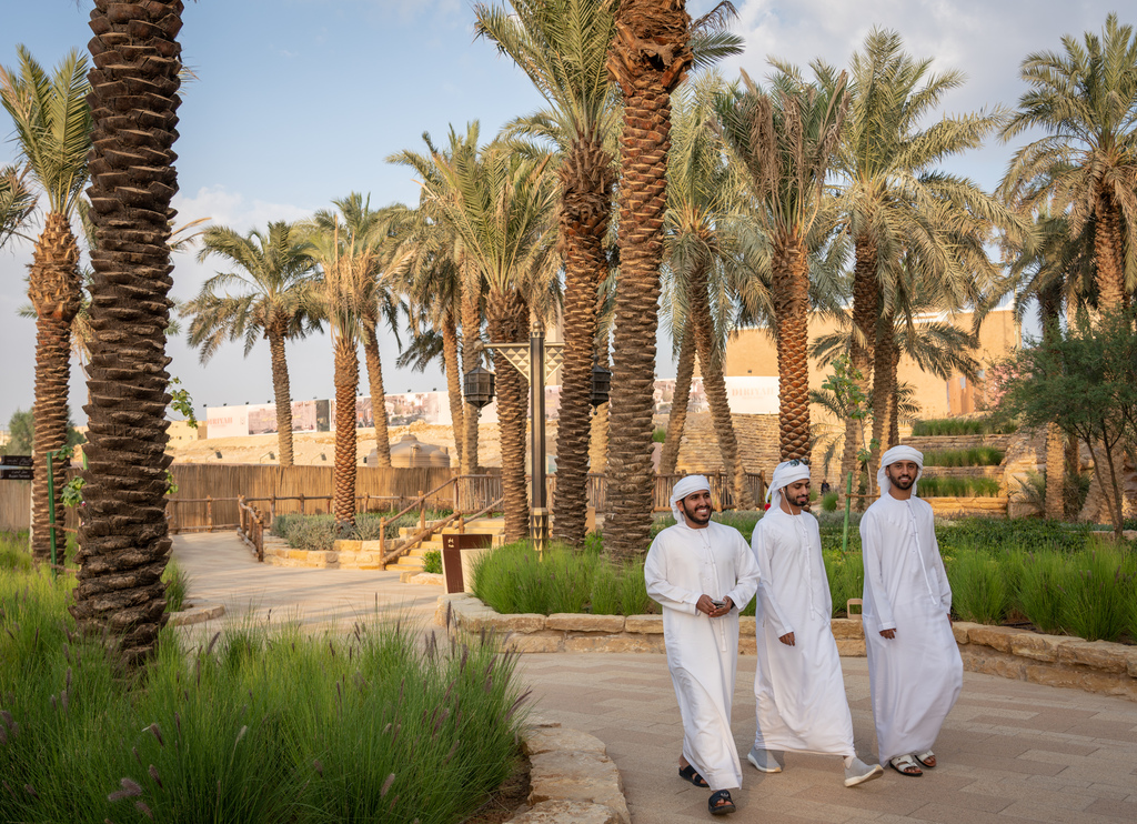 الدرعية – المملكة العربية السعودية. Besucher in der alten Haupstadt Dirriyah; Foto: Philipp Breu