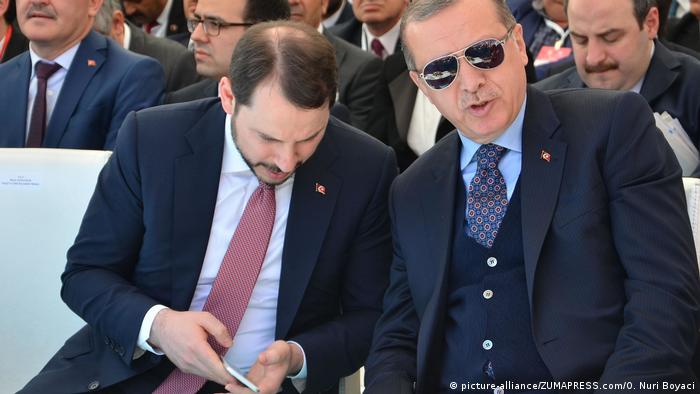 رجب طيب إردوغان - ابن صياد السمك الذي أصبح رئيسا لتركيا. 18 Erdogan Tuerkei Foto Picture Alliance