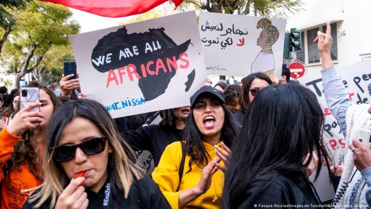 Anti-racism protest in Tunis (image: Fauque Nicolas/Images de Tunis/ABACA/picture-alliance)