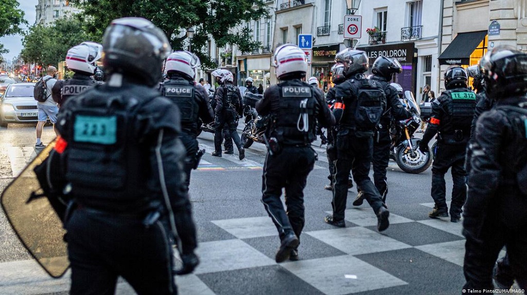Polizeieinsatz in Frankreich; Foto: Telmo Pinto/ZUMA/Imago