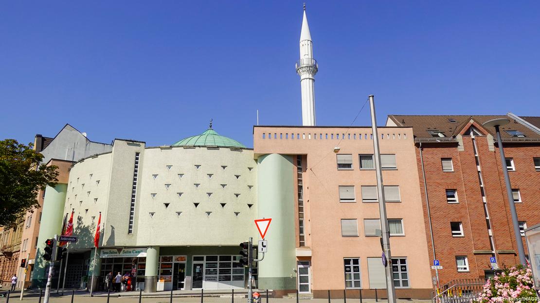 Yavuz Sultan Selim Mosque in Mannheim (image: Schoening/IMAGO) 