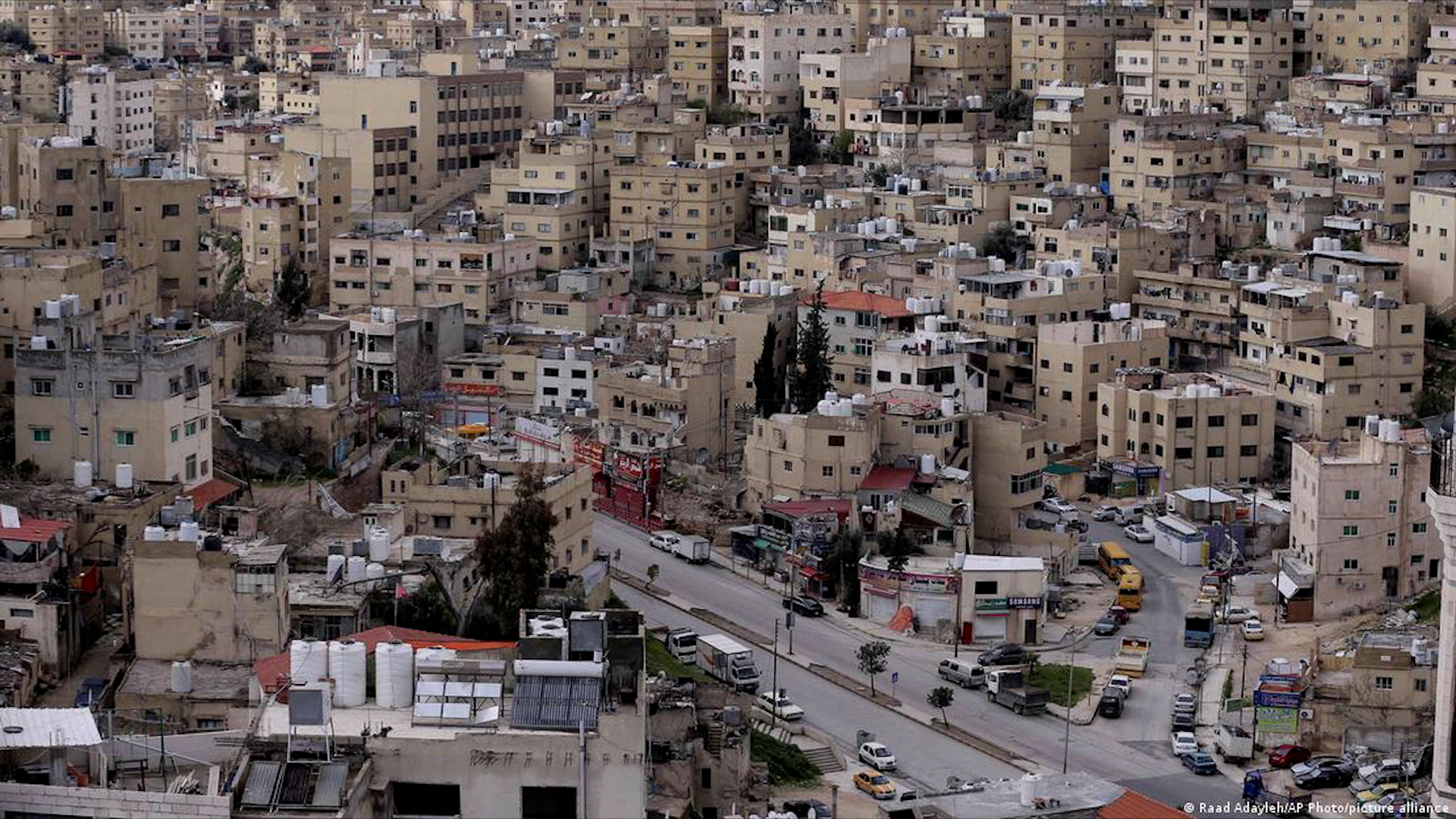 مشهد من عَمَّات عاصمة الأردن. A cityscape of Amman - Jordan - Image - Picture Alliance.jpg