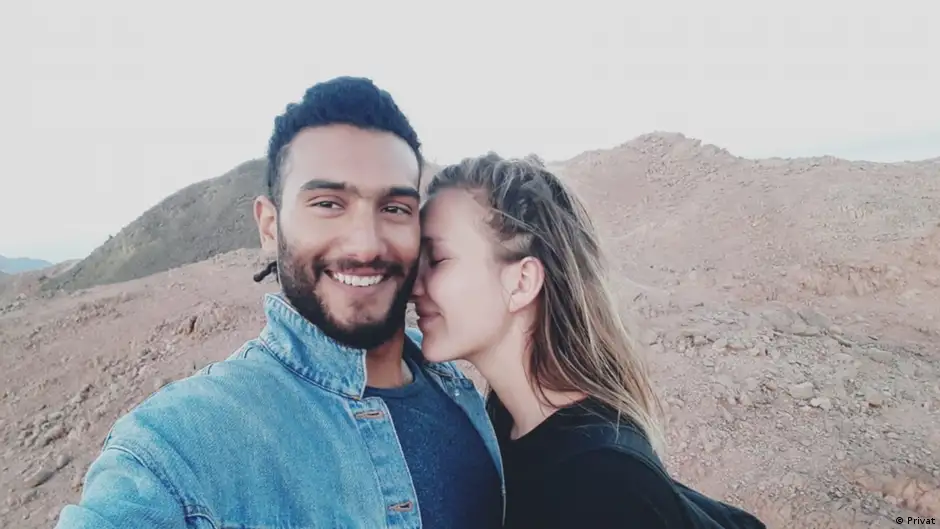 Selfie of Badr Mohamed and his wife Elena Pichler against a desert background (image: private)