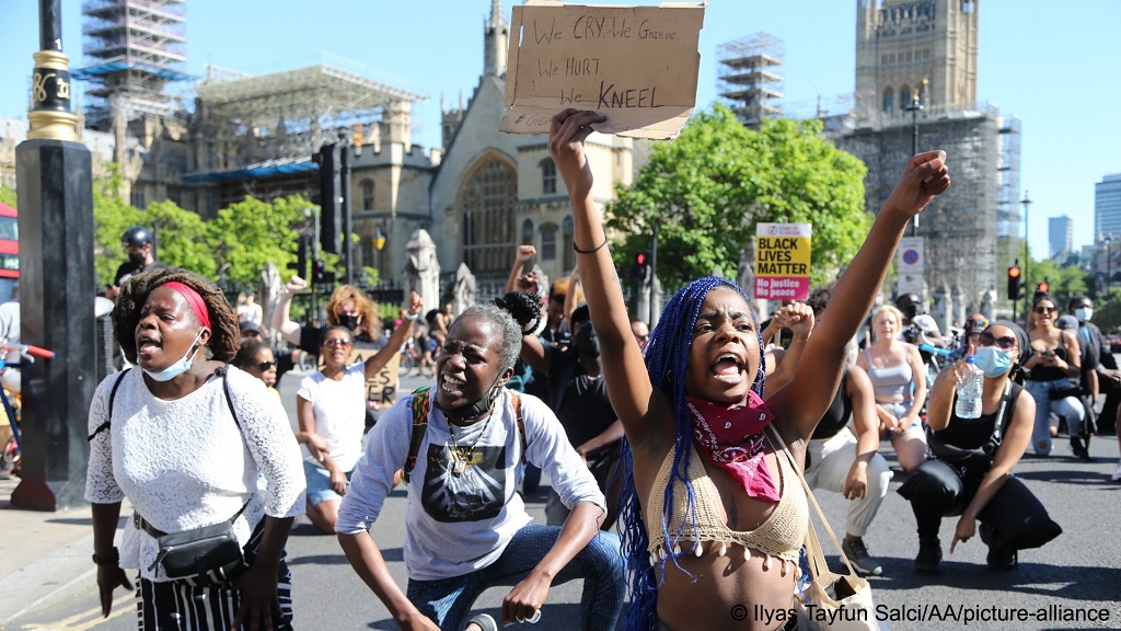 In London demonstrierten nach dem Tod von George Floyd Tausende gegen Rassismus in Großbritannien; Foto: picture-alliance/AA/I. Tayfun Salci 
