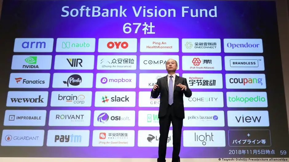 يستثمر الصندوق السعودي السيادي  45 مليار دولار في صندوق "رؤية سوفت بنك". Japan Masayoshi Son - Softbank CEO Foto dpa