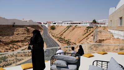 Blick von der Biennale Terrasse auf den Seitenarm des Wadi Hanifa