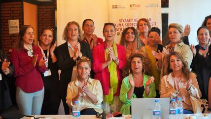 Participants in and organisers of the KA.DER project to increase the number of Turkish women in all elected, decision-making positions