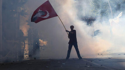 Proteste gegen die Erdogan-Regierung in Ankara; Foto: Adem Altan/AFP/Getty Images