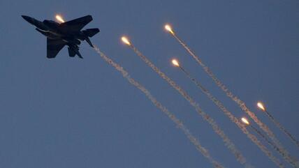 Israeli fighter jet (photo: Jack Guez/AFP/Getty Images)