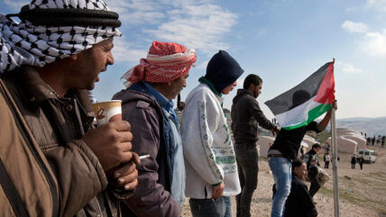 Palästinensische Aktivisten der Zeltstadt Bab al-Shams im Westjordanland; Foto: dpa/picture-alliance
