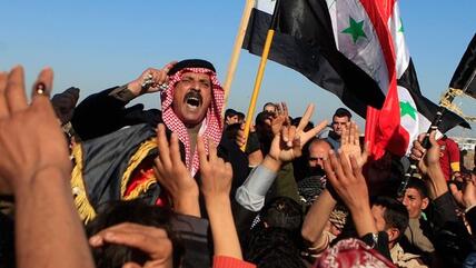 Proteste gegen die schiitisch dominierte Regierung Nuri al-Malikis in Falludscha Ende Dezember 2012; Foto: dapd