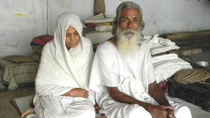 A Baul and his partner, the Baulani, in Kushtia, Bangladesh (photo: Sudipto Chatterjee)