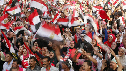 مظاهرة احتجاجية ضد مرسي في الإسكندرية. رويترز