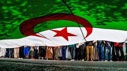 خلصت دراسة داليا غانم، الصادرة عن مركز كارنيغي للشرق الأوسط، إلى تراجع دور الحركات الإسلامية في الجزائر.
