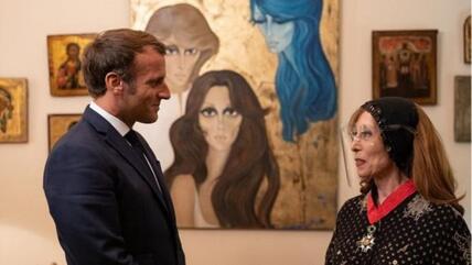 French President Emmanuel Macron with the Lebanese singer Nouhad Haddad, known as Fairouz, Beirut, 1 September 2020 (photo: Soazig de la Moissonniere/Présidence de la République)