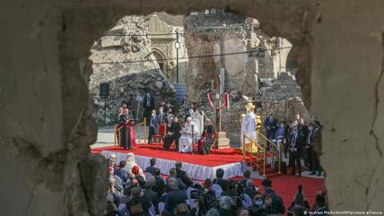 Irak Mosul | Besuch Papst Franziskus; Foto: Andrew Medichini/AP/picture-alliance