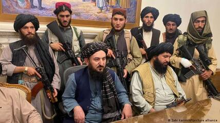 طالبان تستولي على القصر الرئاسي
