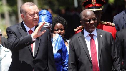 إردوغان في تنزانيا في أفريقيا.