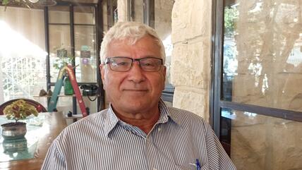 ثابت أبو راس - المدير المشارك لمبادرات إبراهيم - وهي منظمة غير ربحية معروفة تعمل على تعزيز المساواة بين اليهود والعرب في إسرائيل.