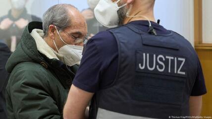  حكم بسجن انور رسلان بعد إدانته بارتكاب جرائم ضد الإنسانية
