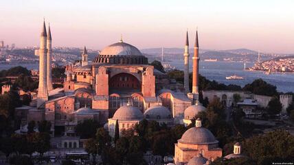 منظر من إسطنبول - مسجد آيا صوفيا - تركيا.
